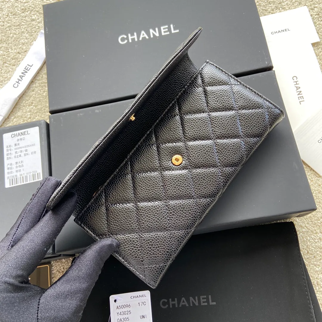 460💰Xiaoxiang imported Italian grained calfskin Item number: A50096 Size: w19×h10.5×d3cm Color: black ball pattern gold steel mark