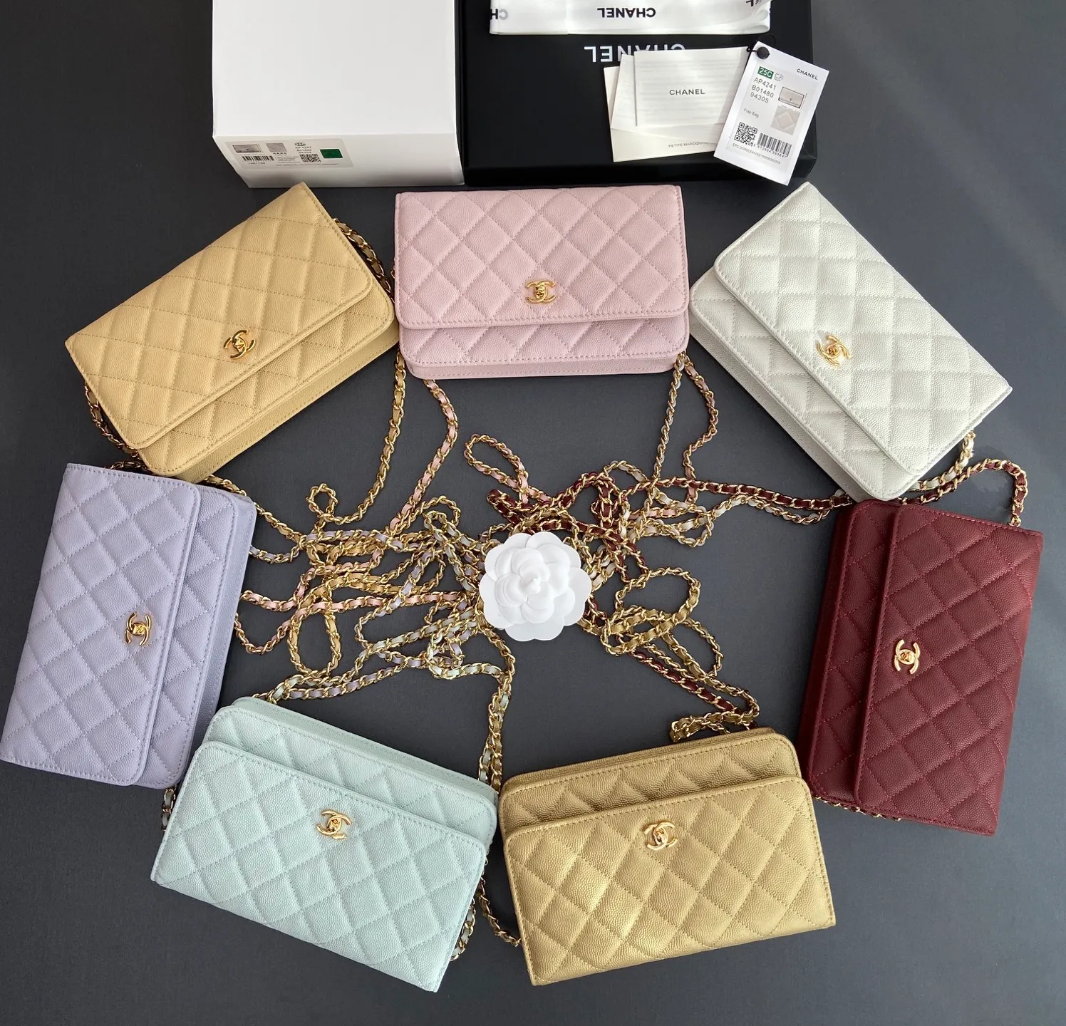 Xiaoxiang imported Italian lambskin [upgraded version] Item number: AP8482 💰700 Size: w20×h13×d3.5cm Color: