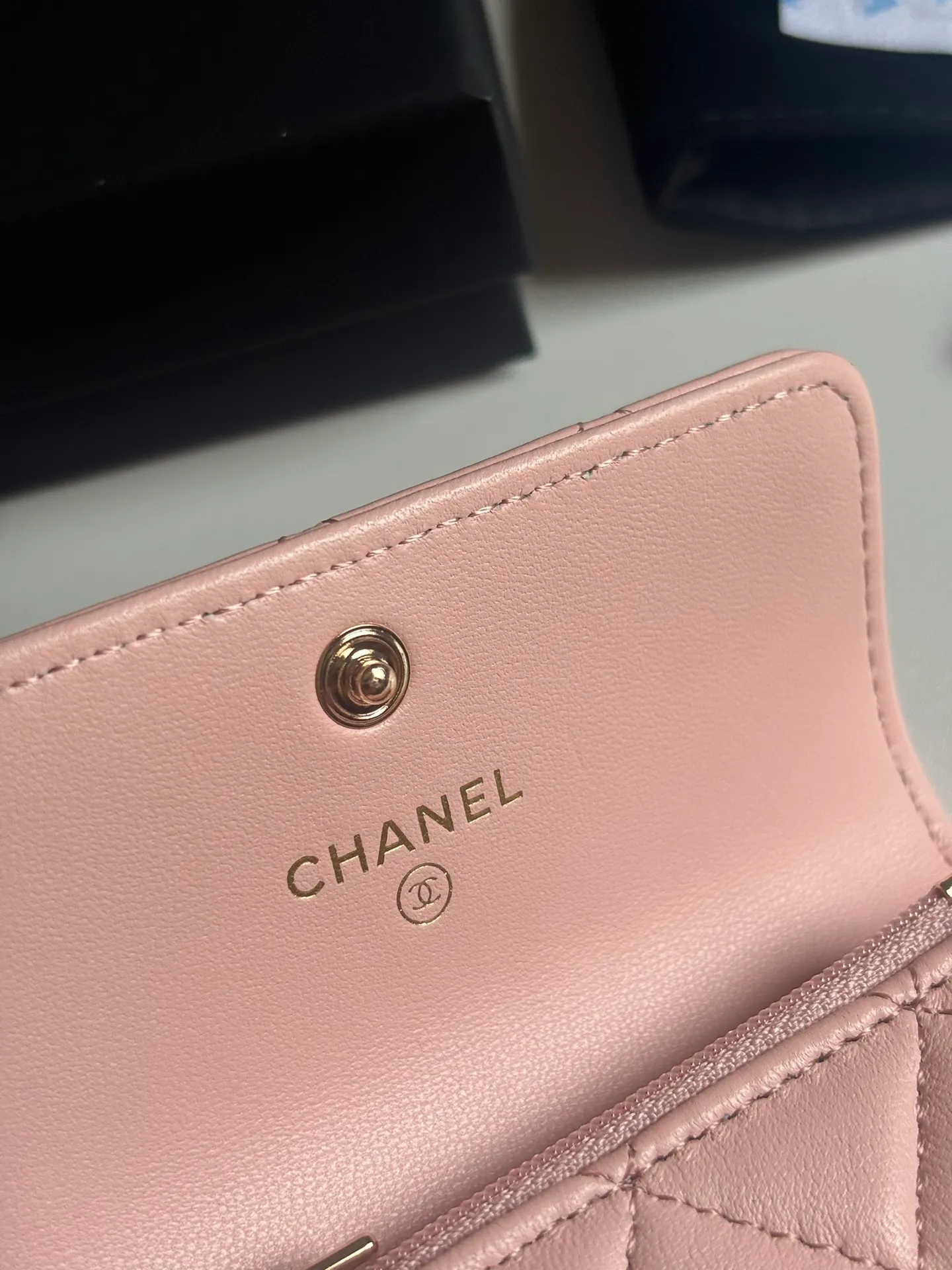 New product CH@NEL lambskin hijab card holder 💦 with new luogo, zipper compartment inside, original quality, exquisite details, model number AP8984, size 11*8.5*3cm 320💰