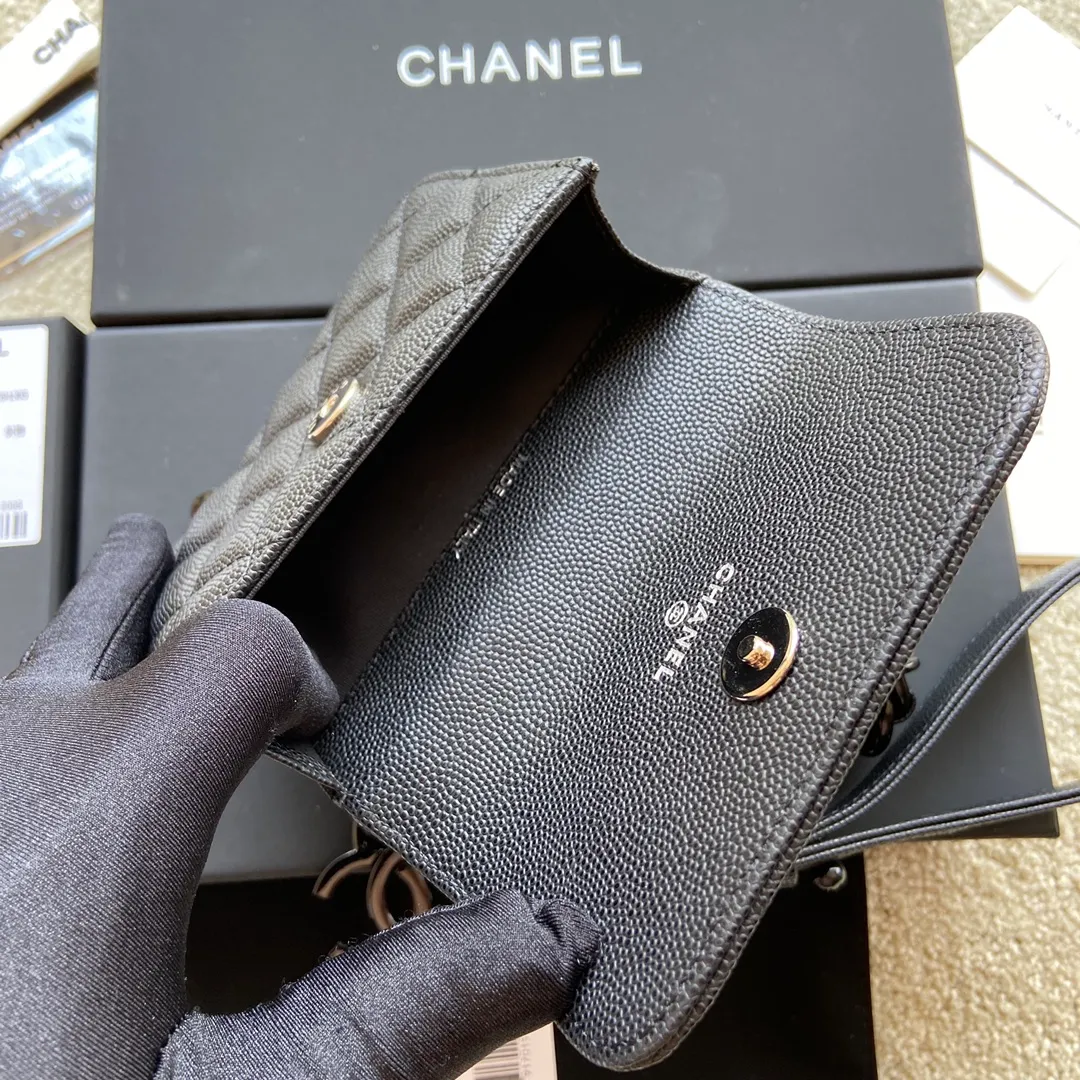 Xiaoxiang imported Italian grain cowhide Item number: A81088 💰: 360 Height: w12.5×h9×d2.5cm Color: black ball pattern