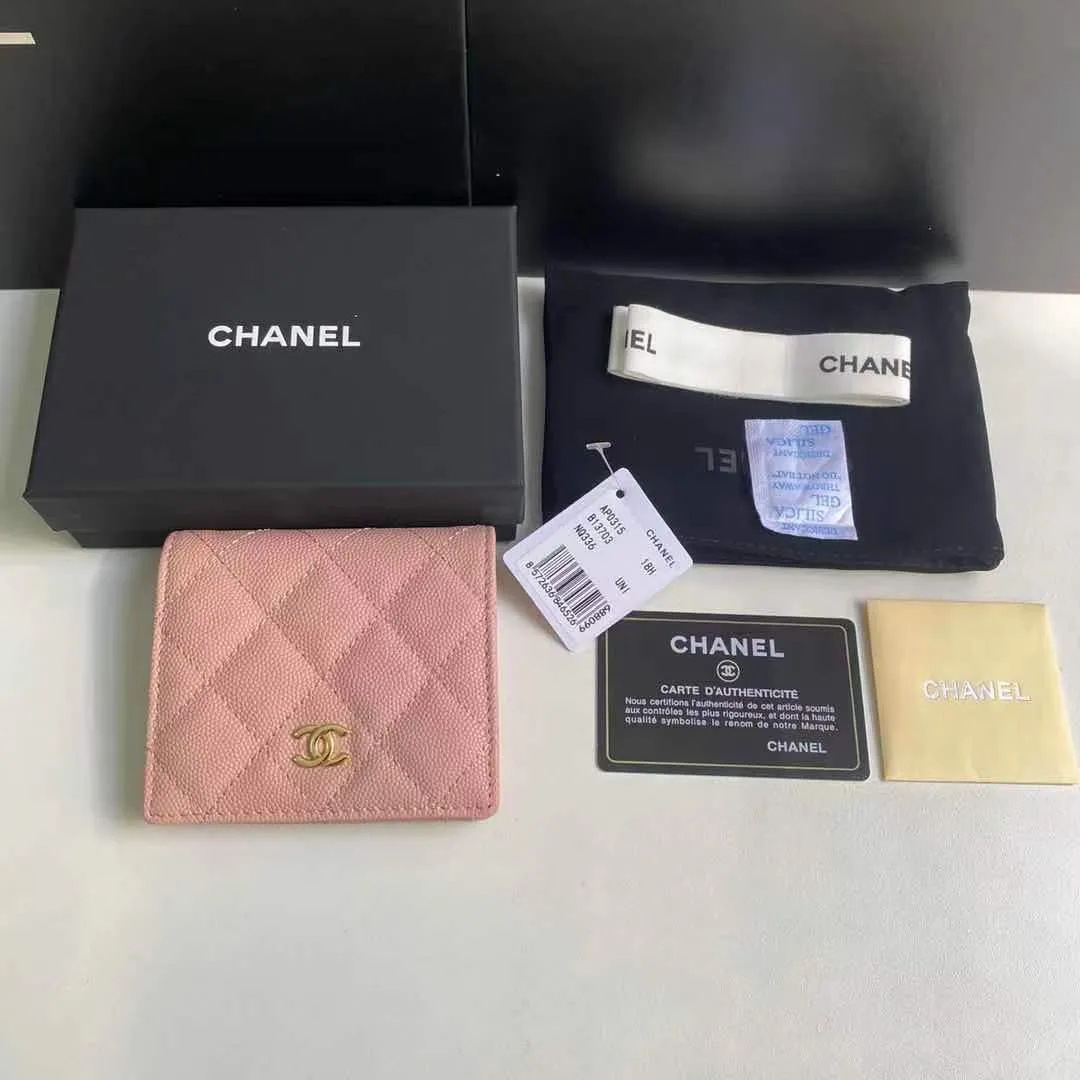 400💰New product❤️❤️❤️Half-fold short wallet has arrived💕This kind of wallet is more practical, has many card slots and long compartments¥Model No. 0315 Size 12x12x3 chips.