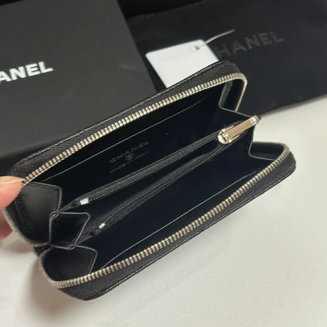360💰 New product ❤️❤️❤️CH@NEL small zipper card holder💦 with new luogo, zipper compartment inside, original quality, beautiful details, model number AP9630, size 11*7.5*2cm