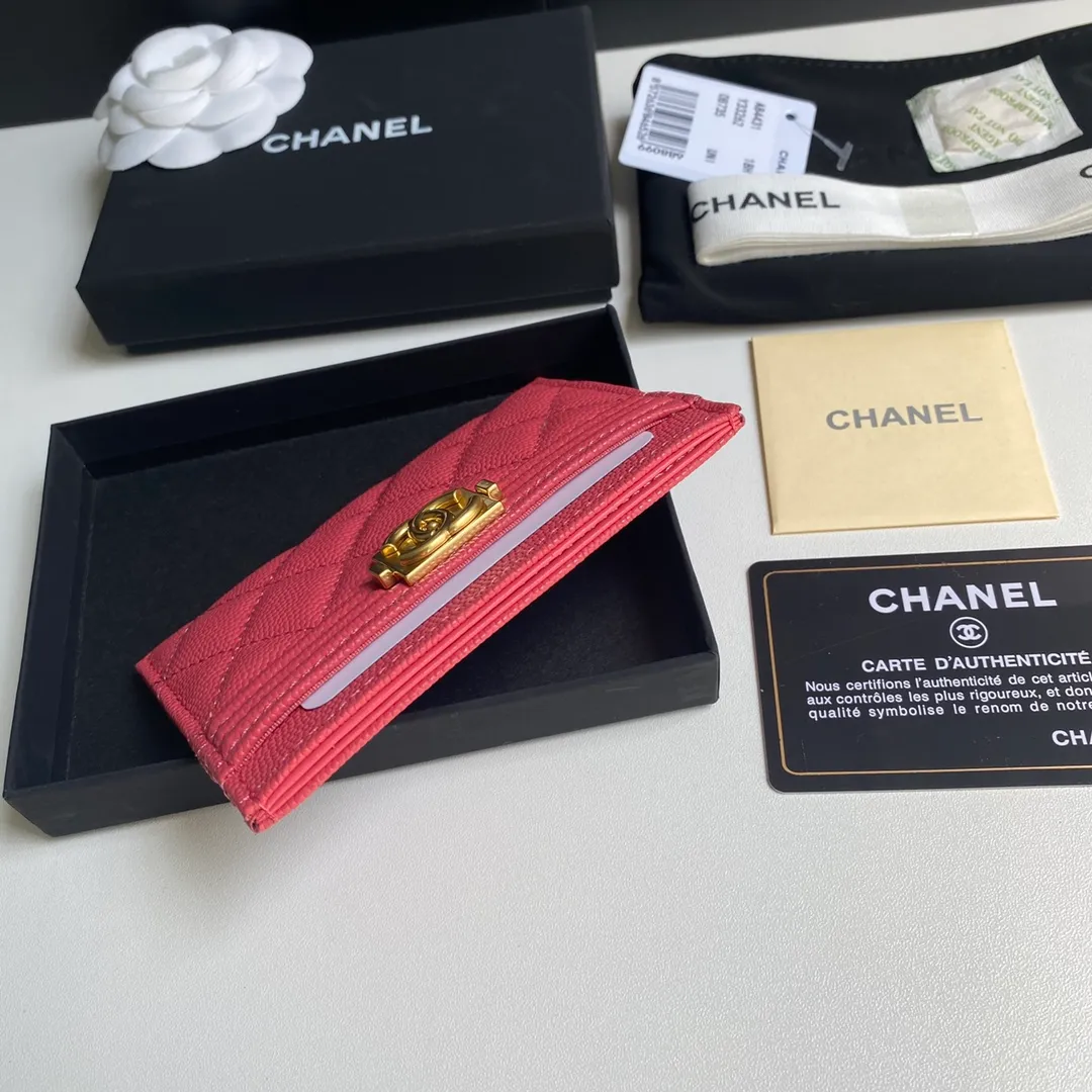 220💰 [Original order quality] [Delivery packaging] CHANEL, original order quality, leboy card holder 💦 style number A84431 top leather hardware, beautiful details, complete package! Size 11*7.5*1.
