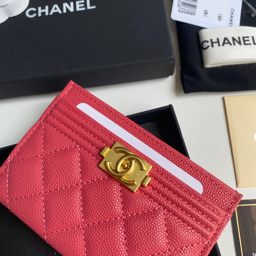 220💰 [Original order quality] [Delivery packaging] CHANEL, original order quality, leboy card holder 💦 style number A84431 top leather hardware, beautiful details, complete package! Size 11*7.5*1.