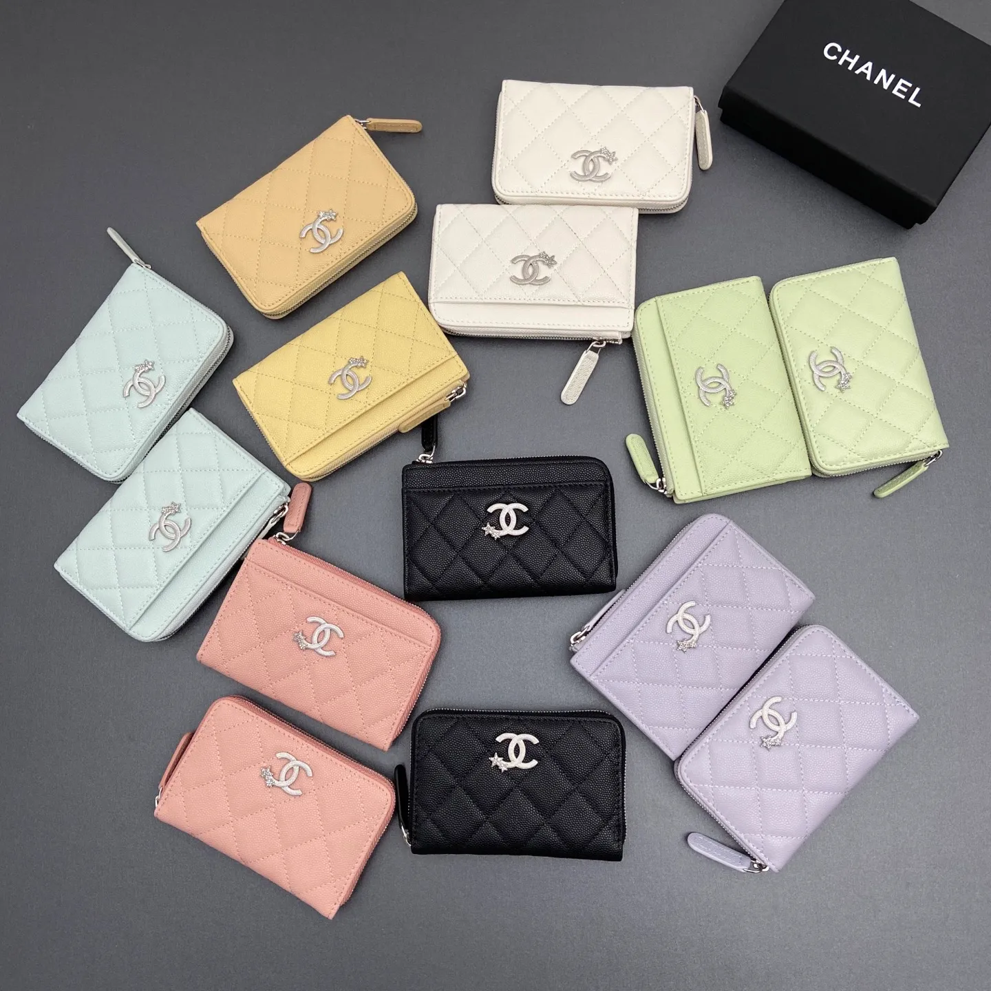 25b new series caviar cowhide with stars ⭐logo shiny blingblibg~zipper bag card holder series Item number: AP 9626 Item number: AP 7464 Color: fine ball pattern silver star hardware
