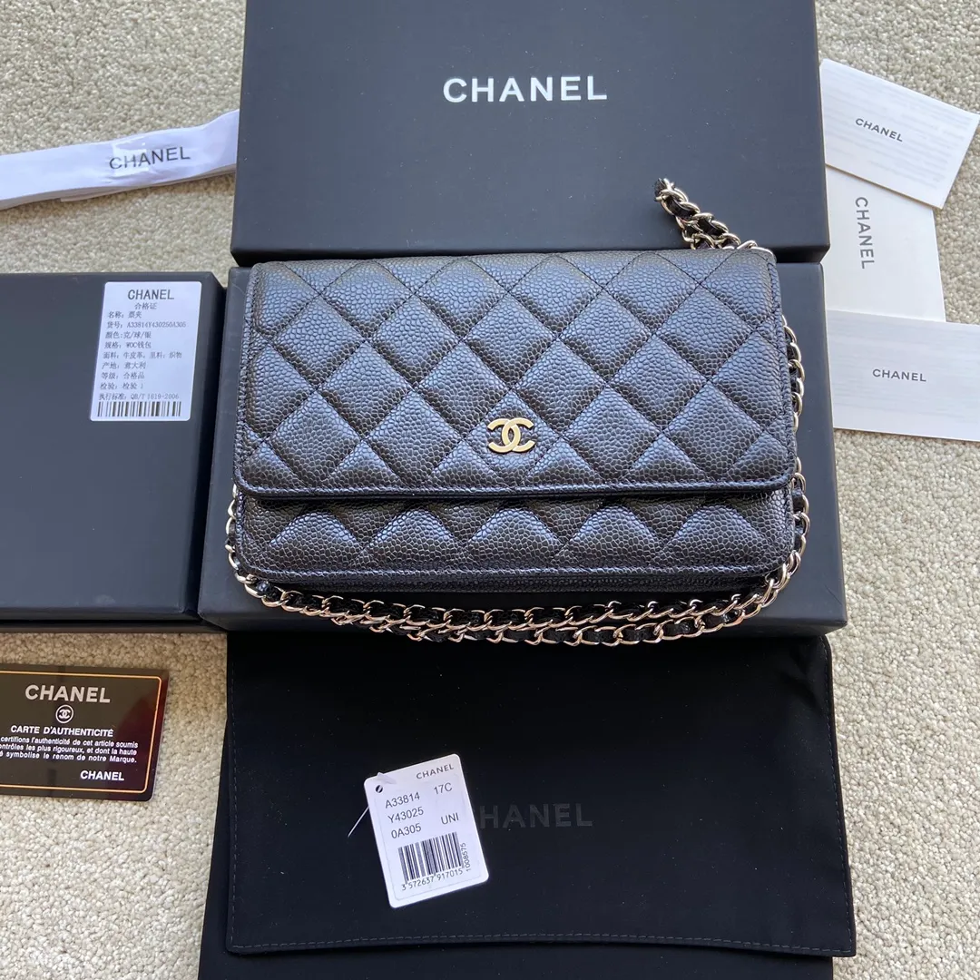 Snap button 600💰Xiaoxiang imported Italian lambskin Item number: A33814 Size: w20×h13×d3.5cm Color: black ball pattern silver steel mark
