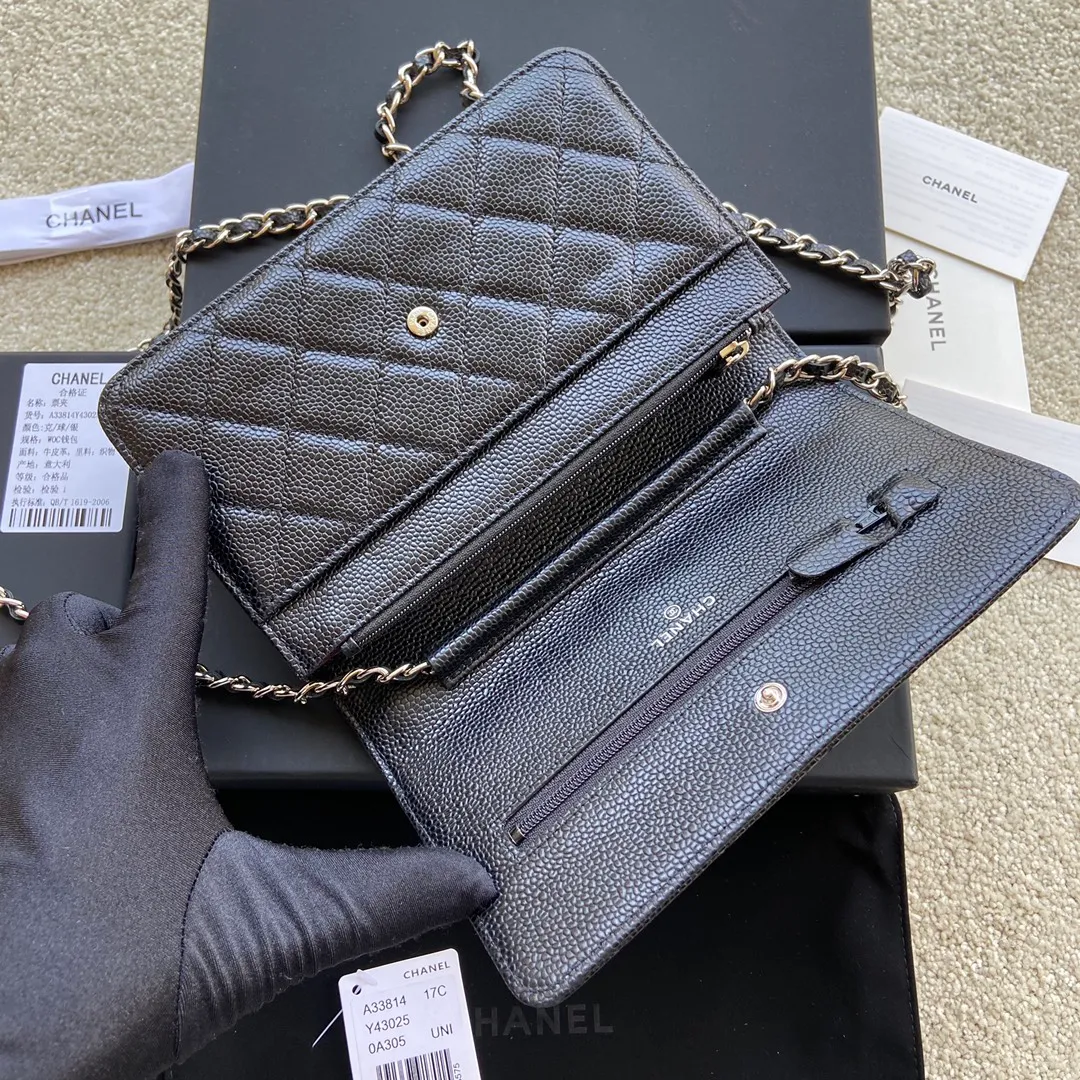 Snap button 600💰Xiaoxiang imported Italian lambskin Item number: A33814 Size: w20×h13×d3.5cm Color: black ball pattern silver steel mark