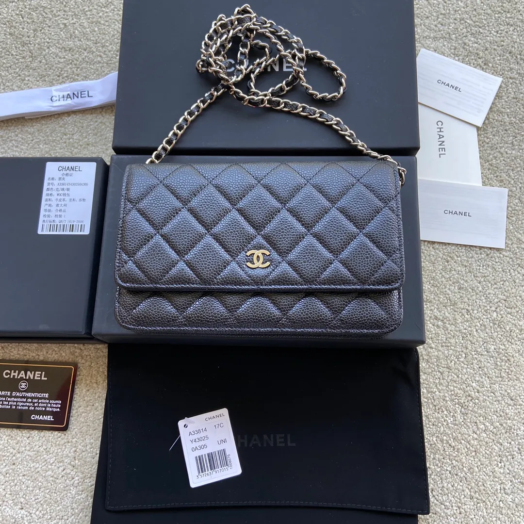 Snap button 600💰Xiaoxiang imported Italian lambskin Item number: A33814 Size: w20×h13×d3.5cm Color: black ball pattern silver steel mark