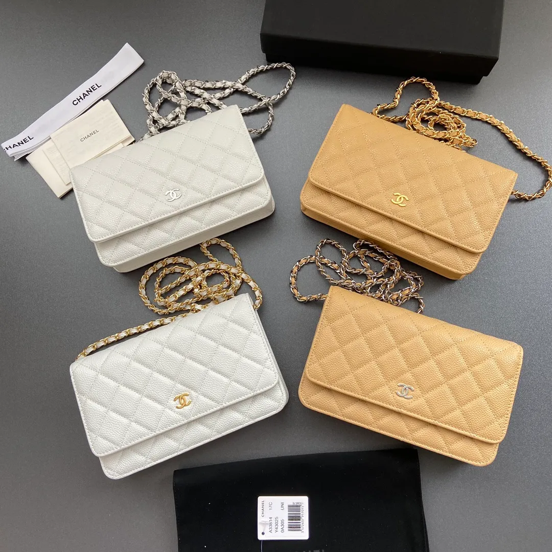 Xiaoxiang imported Italian leather Item number: A33814 Price: 660