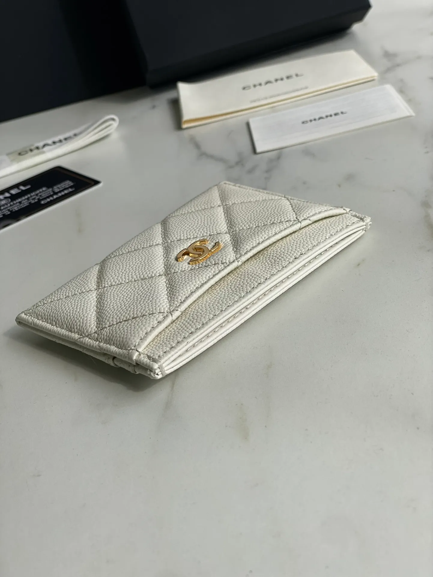 190💰【Original quality】【With serial code】CHANEL, classic card holder! Original quality, caviar small ball pattern series, classic series, exquisite details, full set of packaging, style number (AP426) 31510... size 11*7.5*1