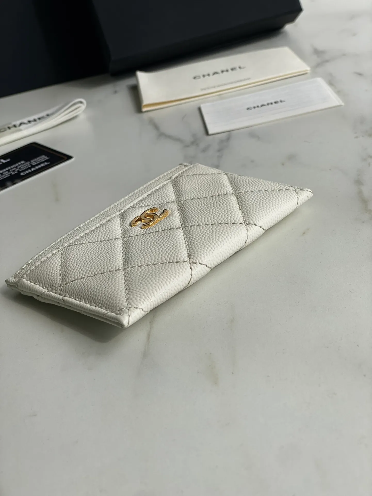 190💰【Original quality】【With serial code】CHANEL, classic card holder! Original quality, caviar small ball pattern series, classic series, exquisite details, full set of packaging, style number (AP426) 31510... size 11*7.5*1