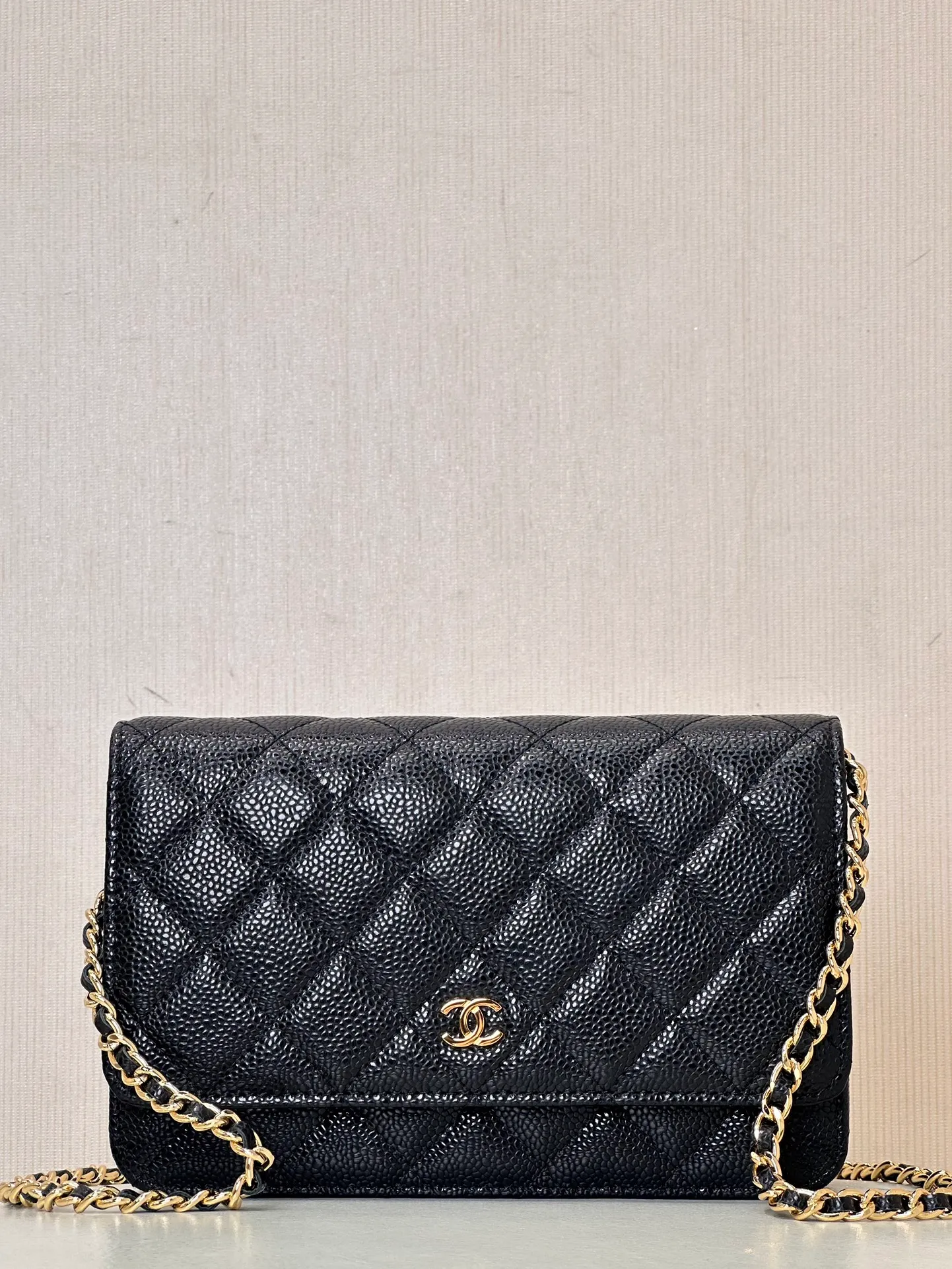 0250 woc black ball gold model