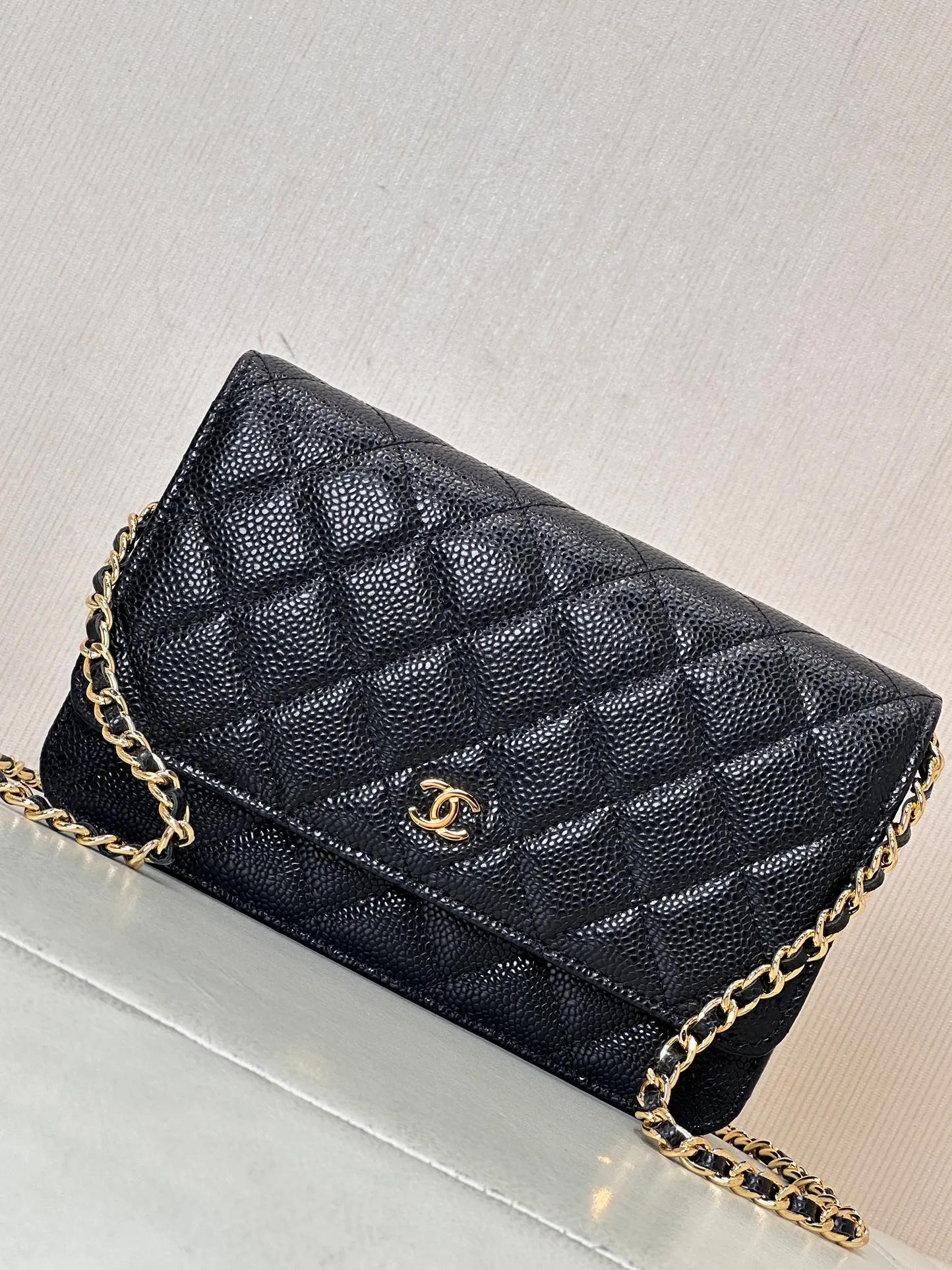 0250 woc black ball gold model