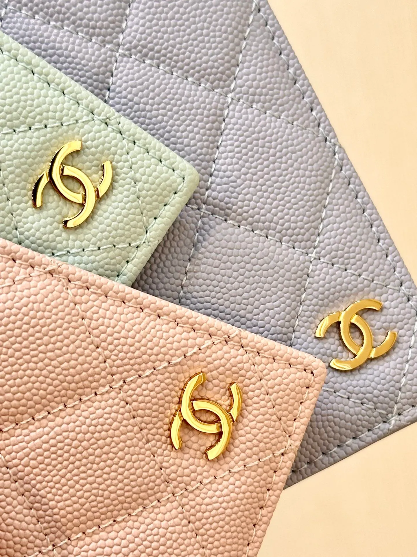 80385 Macaron color! Colors with high brightness make you look young and energetic. Although low-key, it is sophisticated and reveals rich connotations in its calmness and restraint.
