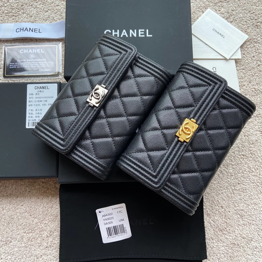 Xiaoxiang imported Italian leather Item number: A84302