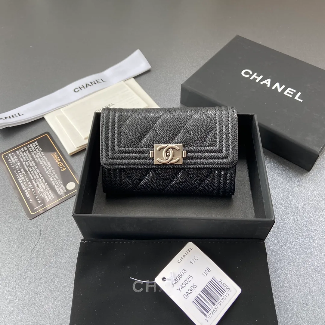 260💰Xiaoxiang imported Italian leather Item number: A80603 Size: w11×h8.5×d3cm Color: Black fine ball pattern antique silver hardware