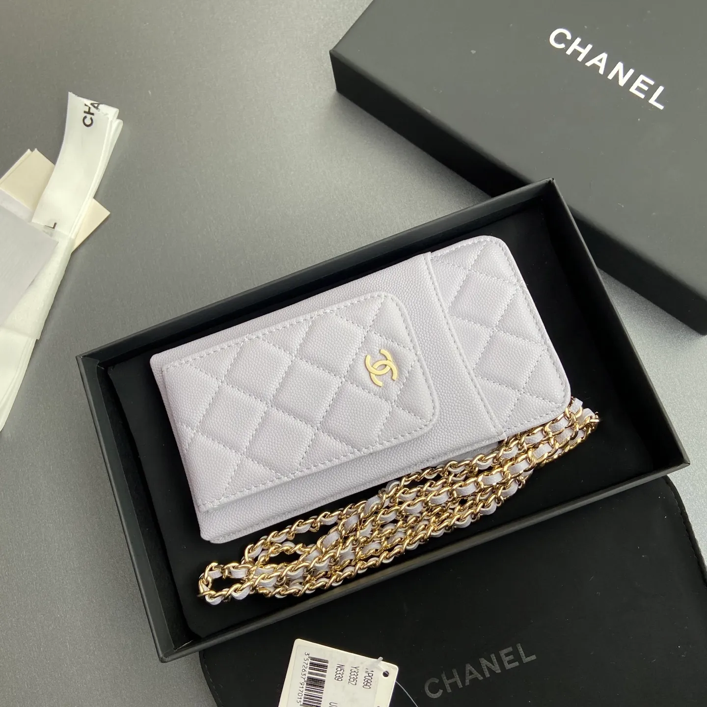 Xiaoxiang imported Italian grain cowhide Item number: AP1980 Price: 540 Color: light purple fine ball pattern gold buckle Size: w18.5×h9×d3cm