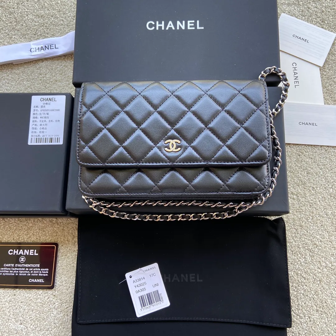 Snap button 600💰Xiaoxiang imported Italian lambskin Item number: A33814 Size: w20×h13×d3.5cm Color: black lambskin silver steel mark