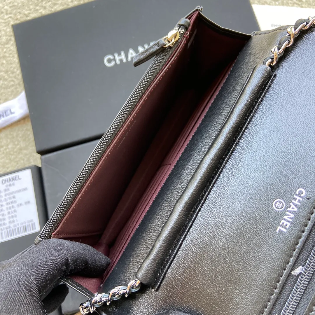 Snap button 600💰Xiaoxiang imported Italian lambskin Item number: A33814 Size: w20×h13×d3.5cm Color: black lambskin silver steel mark