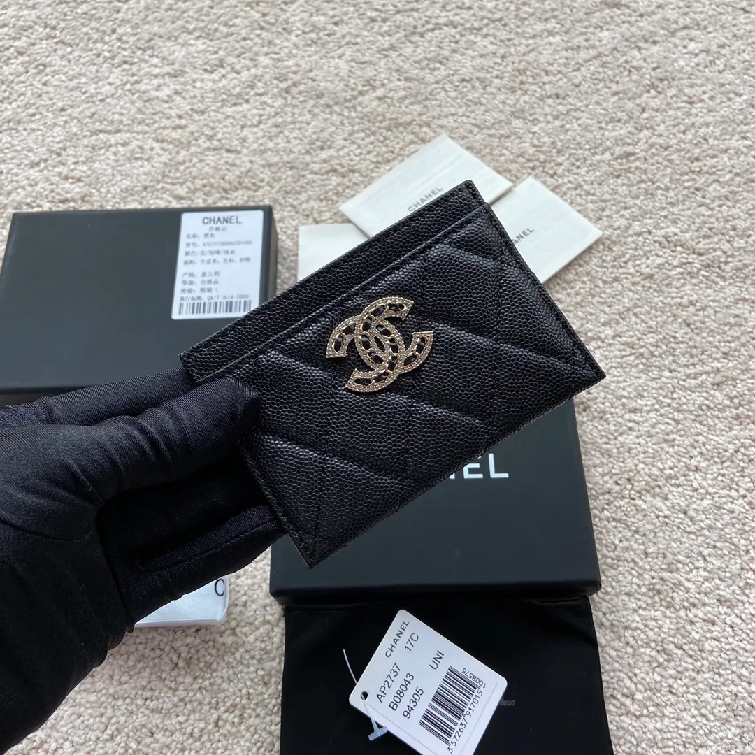 280💰Xiaoxiang imported Italian grained calfskin Item number: AP5474 Size: w11×7.5cm Color: black fine ball pattern light gold Usage: card holder