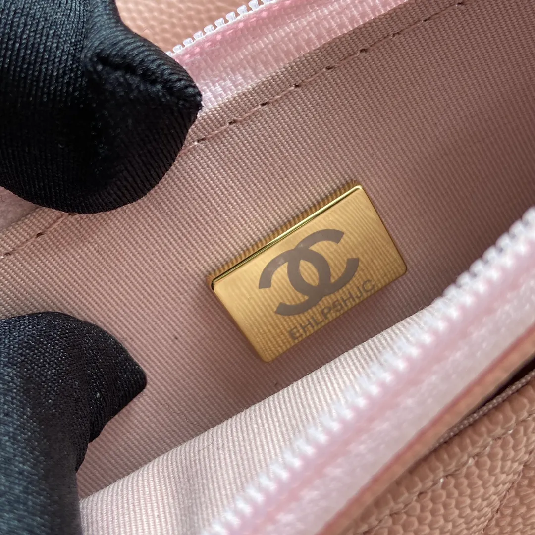 Xiaoxiang imported Italian grained calfskin Item number: AP5468 💰:800 Size: w20×h13×d3.5cm Color: pink fine ball pattern light gold
