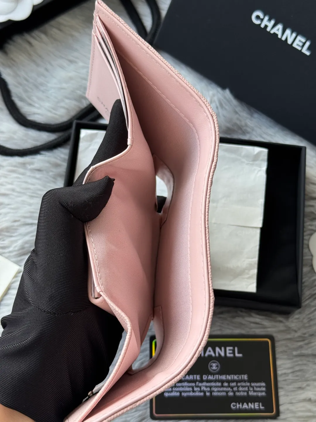 💰480💰 4050 autumn five-pointed star new tri-fold wallet chanel caviar cowhide made with rhombus pattern original quality. Exclusive real shot There is a coin bag inside that can hold hundred-yuan bills, coins and credit cards Number: 4810 Size: 10.5x11.5x3cm.