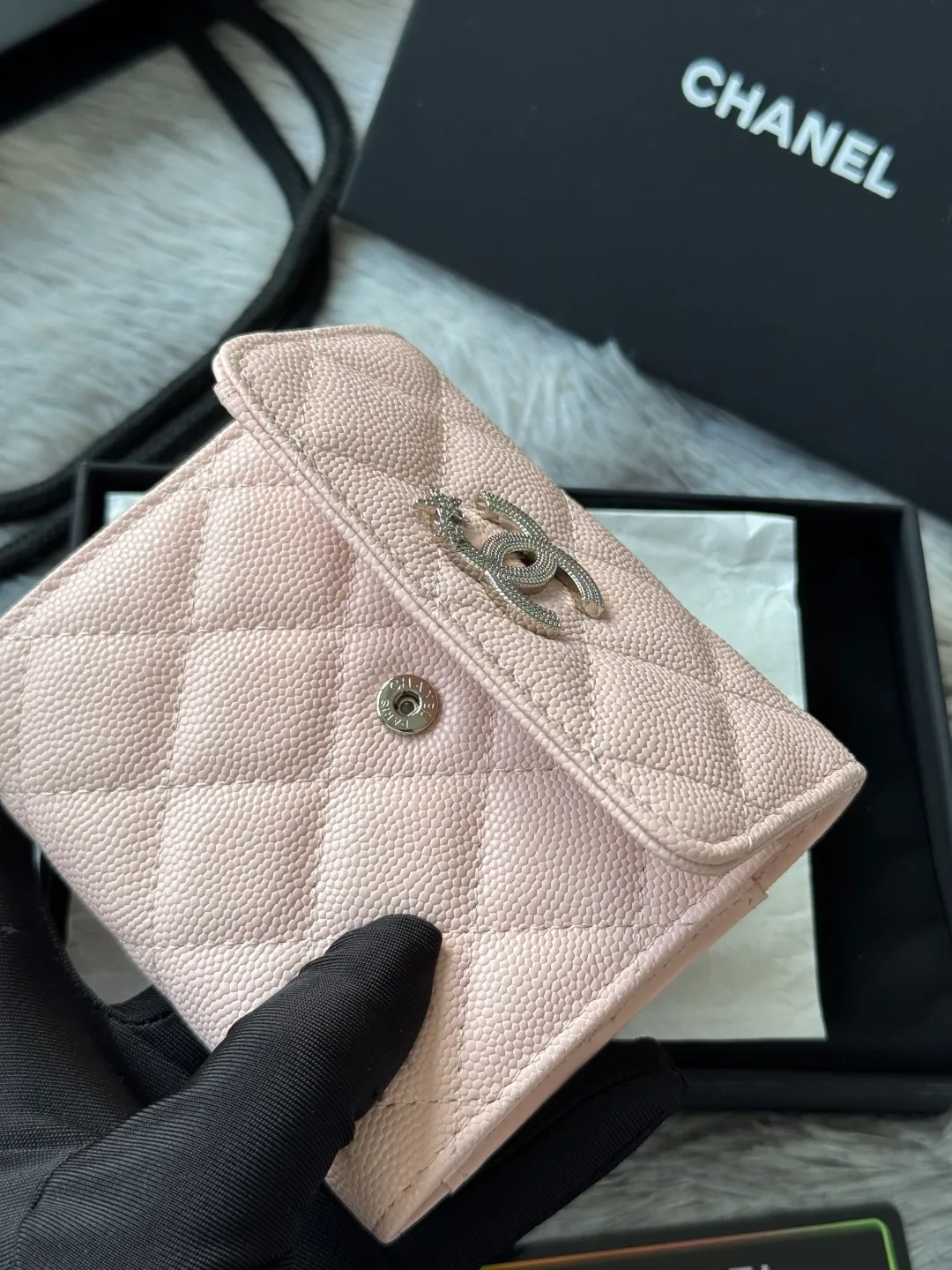 💰480💰 4050 autumn five-pointed star new tri-fold wallet chanel caviar cowhide made with rhombus pattern original quality. Exclusive real shot There is a coin bag inside that can hold hundred-yuan bills, coins and credit cards Number: 4810 Size: 10.5x11.5x3cm.