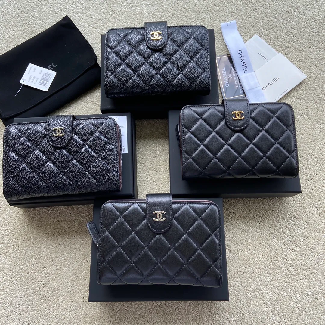 Xiaoxiang imported Italian leather Item number: A48667 Price: 590