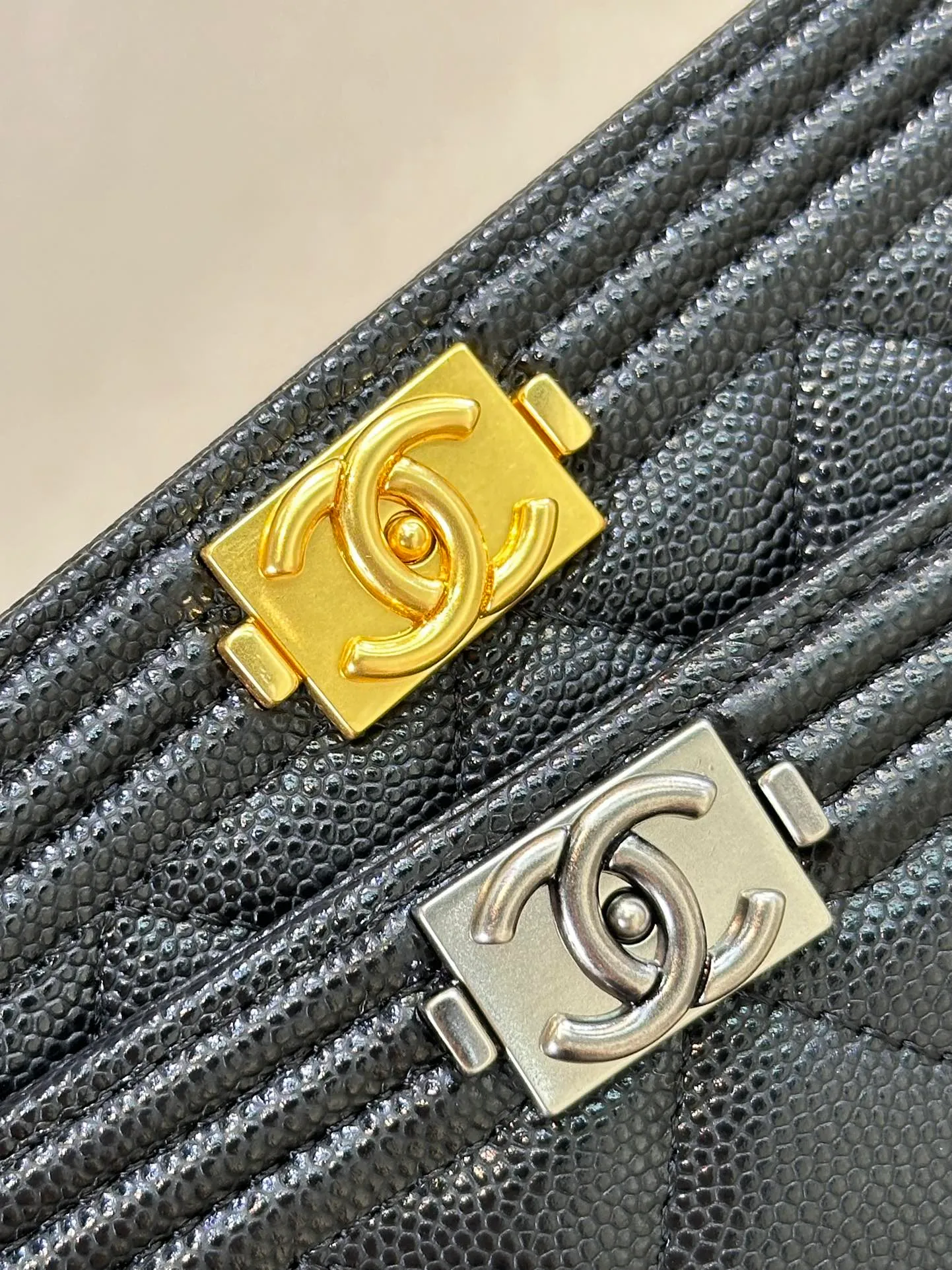 80286 Long/ball pattern/black/gold buckle and silver buckle