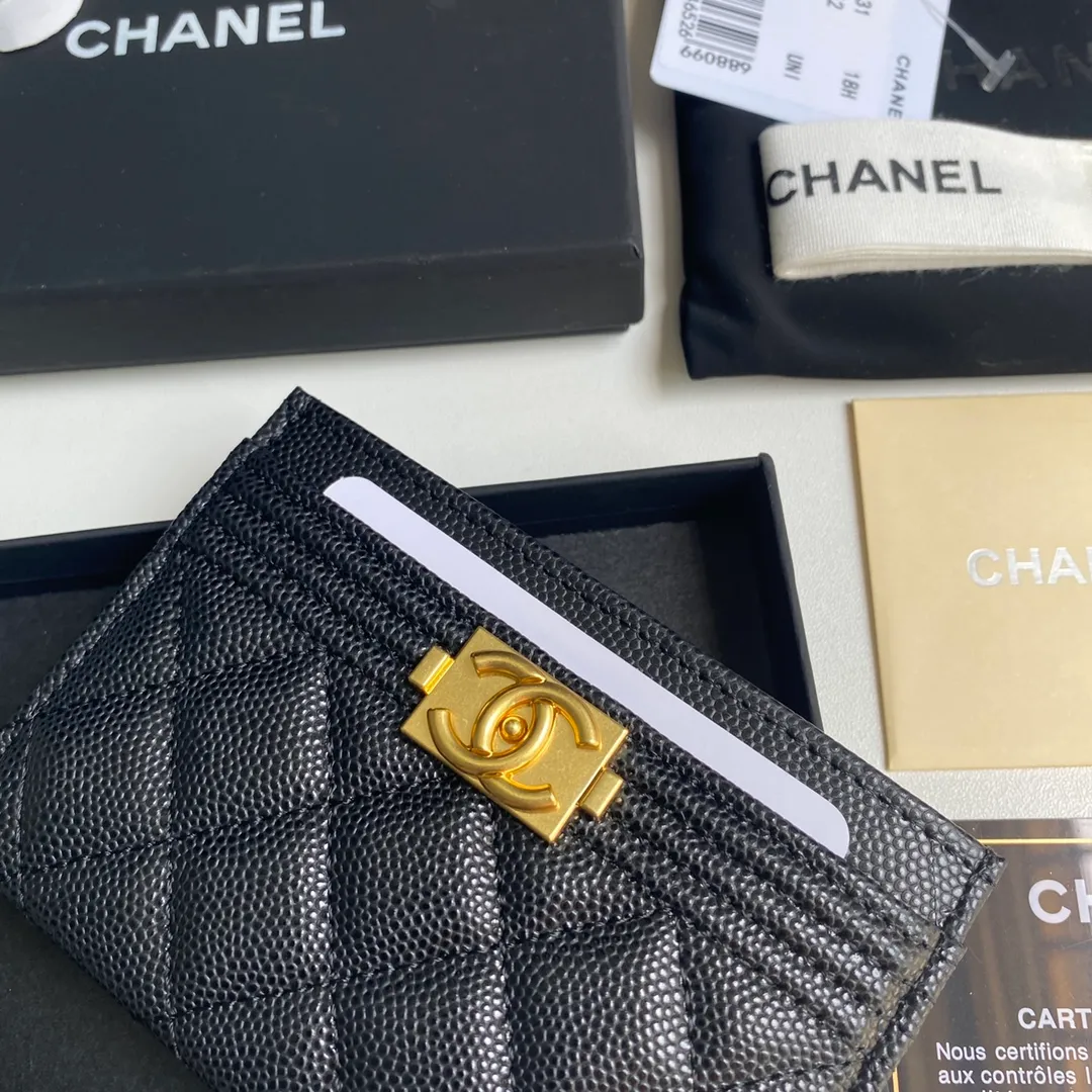 220💰 [Original order quality] [Delivery packaging] CHANEL, original order quality, leboy card holder 💦 style number A84431 top leather hardware, beautiful details, complete package! Size 11*7.5*1.