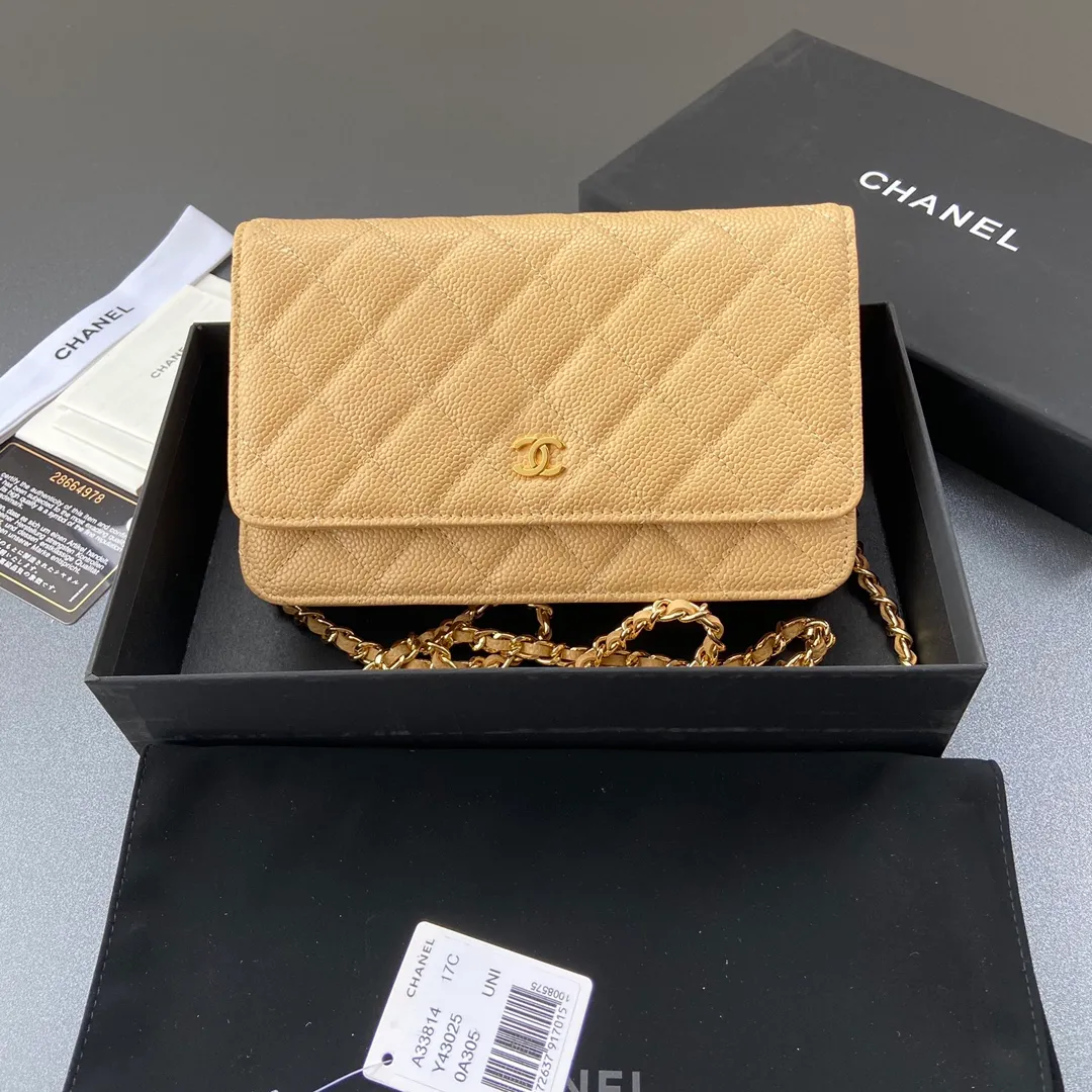 Snap button 600💰Xiaoxiang imported Italian calfskin Item number: A33814 Size: w20×h13×d3.5cm Color: apricot ball pattern gold steel mark