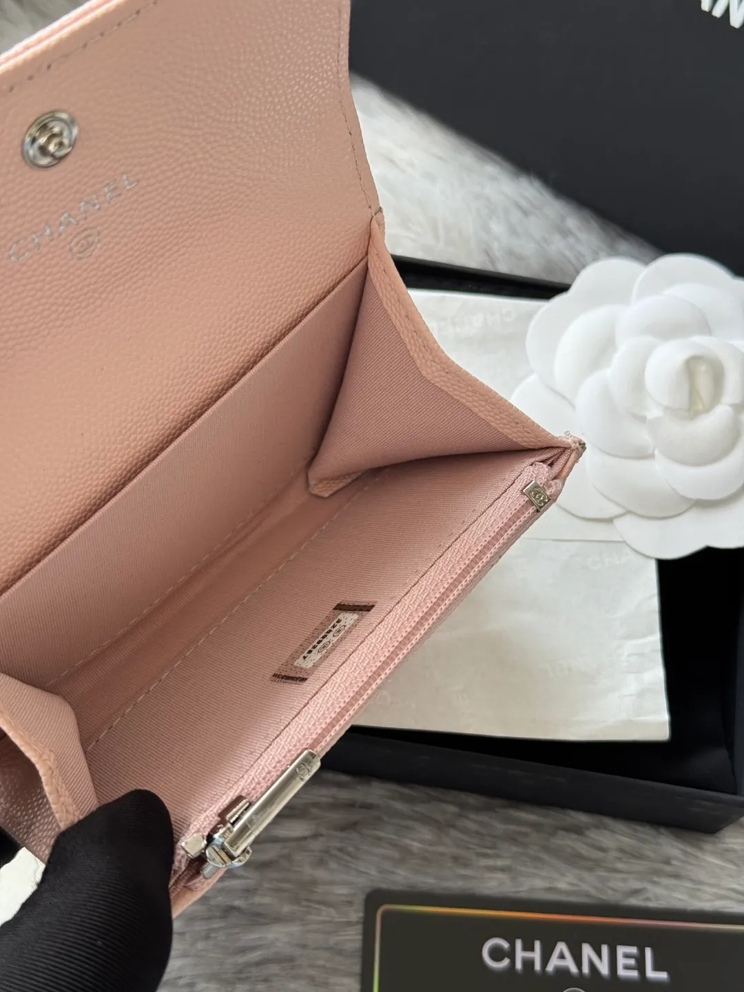 💰340 💰 4050 Autumn new product bi-fold card holder chanel hijab card holder can hold credit card and change made of caviar cowhide exclusive real shot with new luogo zipper compartment inside original single quality details are beautiful No.: 4812 size: 11x8.5x3cm