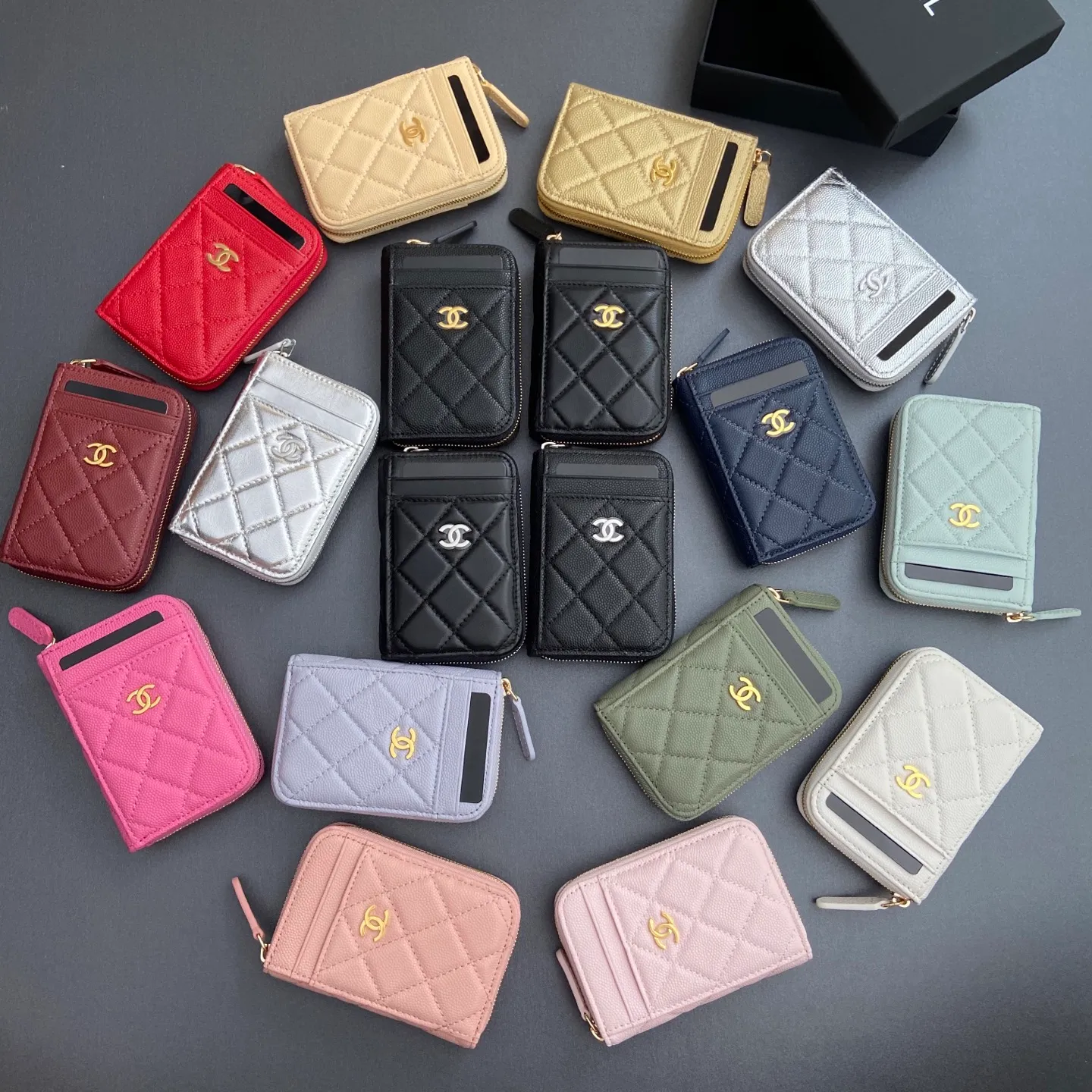 [Special grade hardware original leather] ¥280 Xiaoxiang small zipper bag card holder series with iconic metal logo, gold tone metal hardware, special Italian imported leather 2 card slots wallet bag, 4 card slots No.: 1650 Size: w11×h7.5×2cm