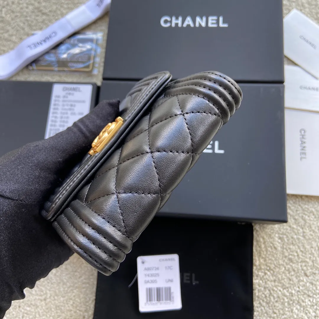 480💰Xiaoxiang imported Italian leather Item number: A80734 Size: W11.5×h10.5×d3cm Color: black sheepskin gold hardware