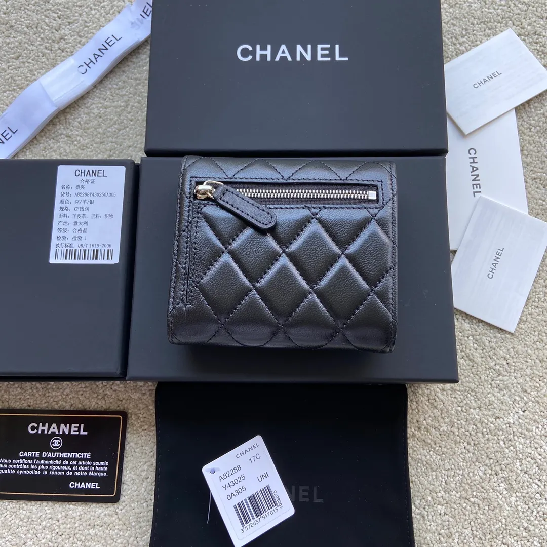 440💰Xiaoxiang imported Italian lambskin Item number: A82288 Size: w10.5×h11.5×d3cm Color: black lambskin silver steel mark