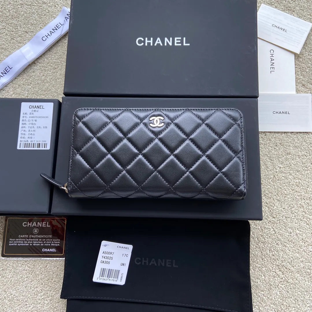 Xiaoxiang imported Italian leather Item number: A50097