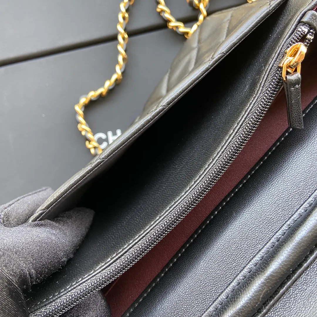 Snap button 600💰Xiaoxiang imported Italian lambskin Item number: A33814 Size: w20×h13×d3.5cm Color: black lambskin gold steel mark