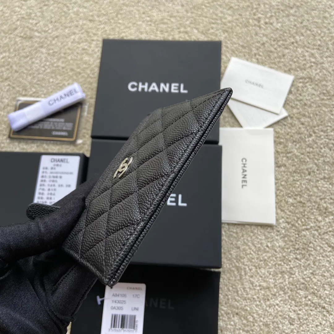 240💰Xiaoxiang imported Italian leather Item number: A84105 Size: w.11.5×h9cm Color: Black fine ball pattern silver steel mark