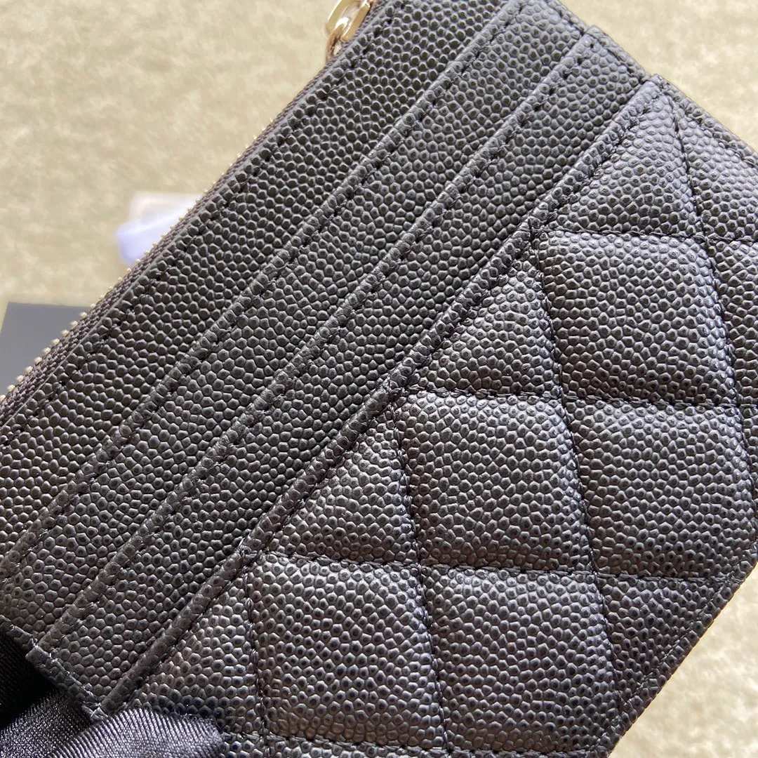 240💰Xiaoxiang imported Italian leather Item number: A84105 Size: w.11.5×h9cm Color: Black fine ball pattern silver steel mark