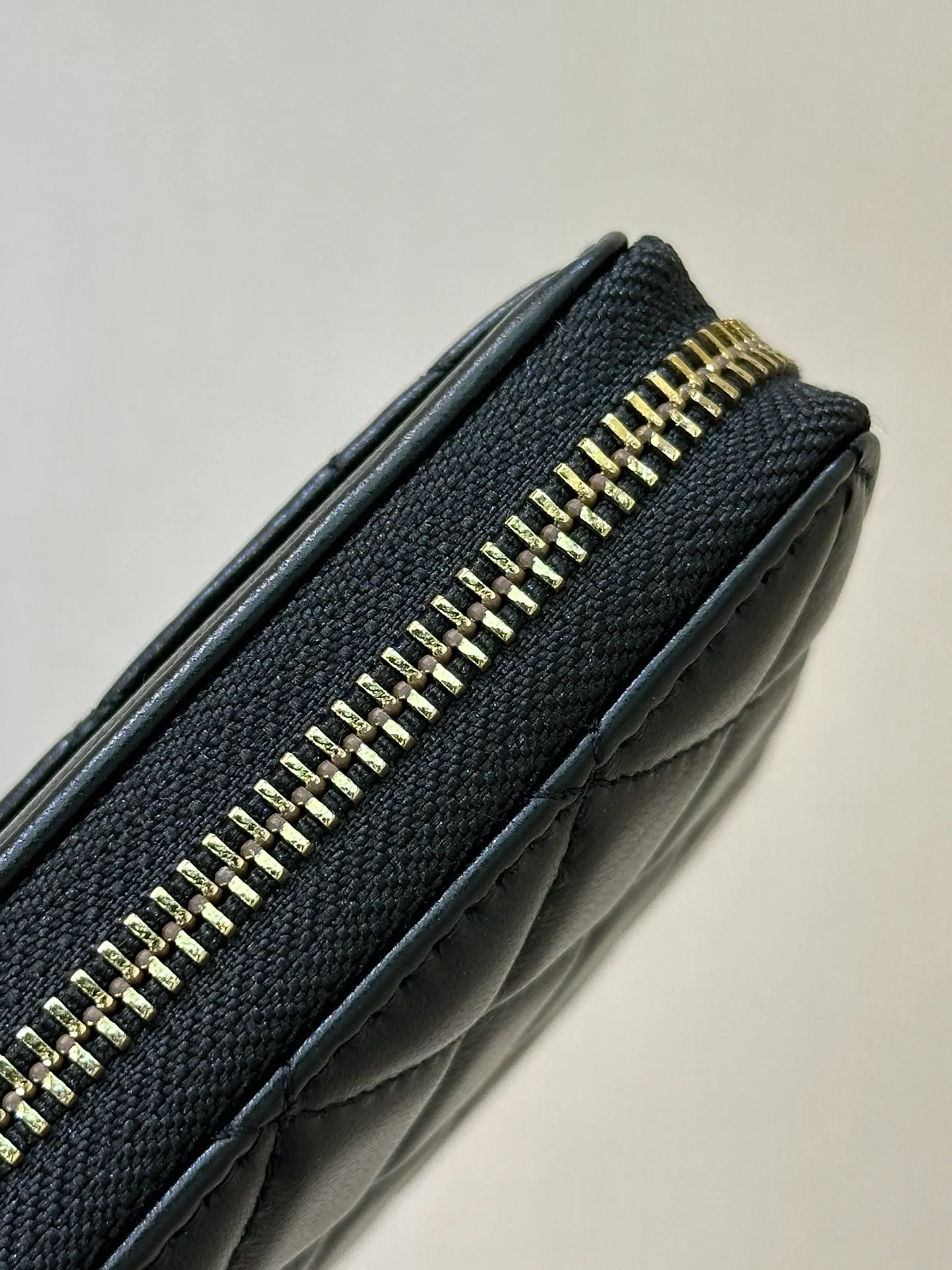 50097 Sheepskin/Black Gold