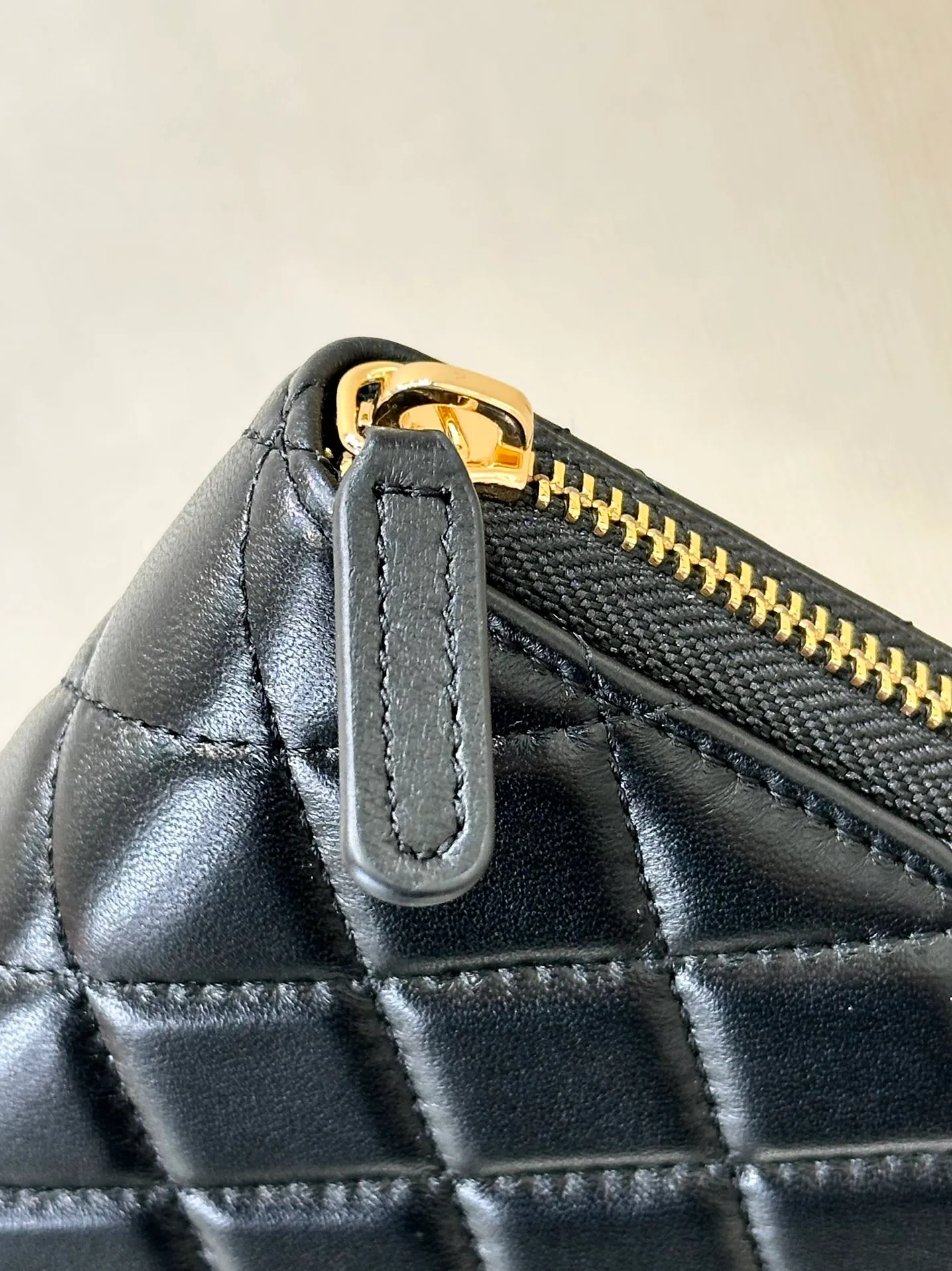 50097 Sheepskin/Black Gold