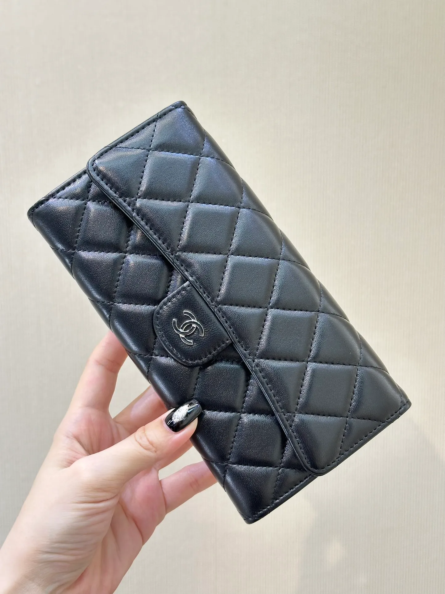 80758 Sheepskin/silver buckle/black