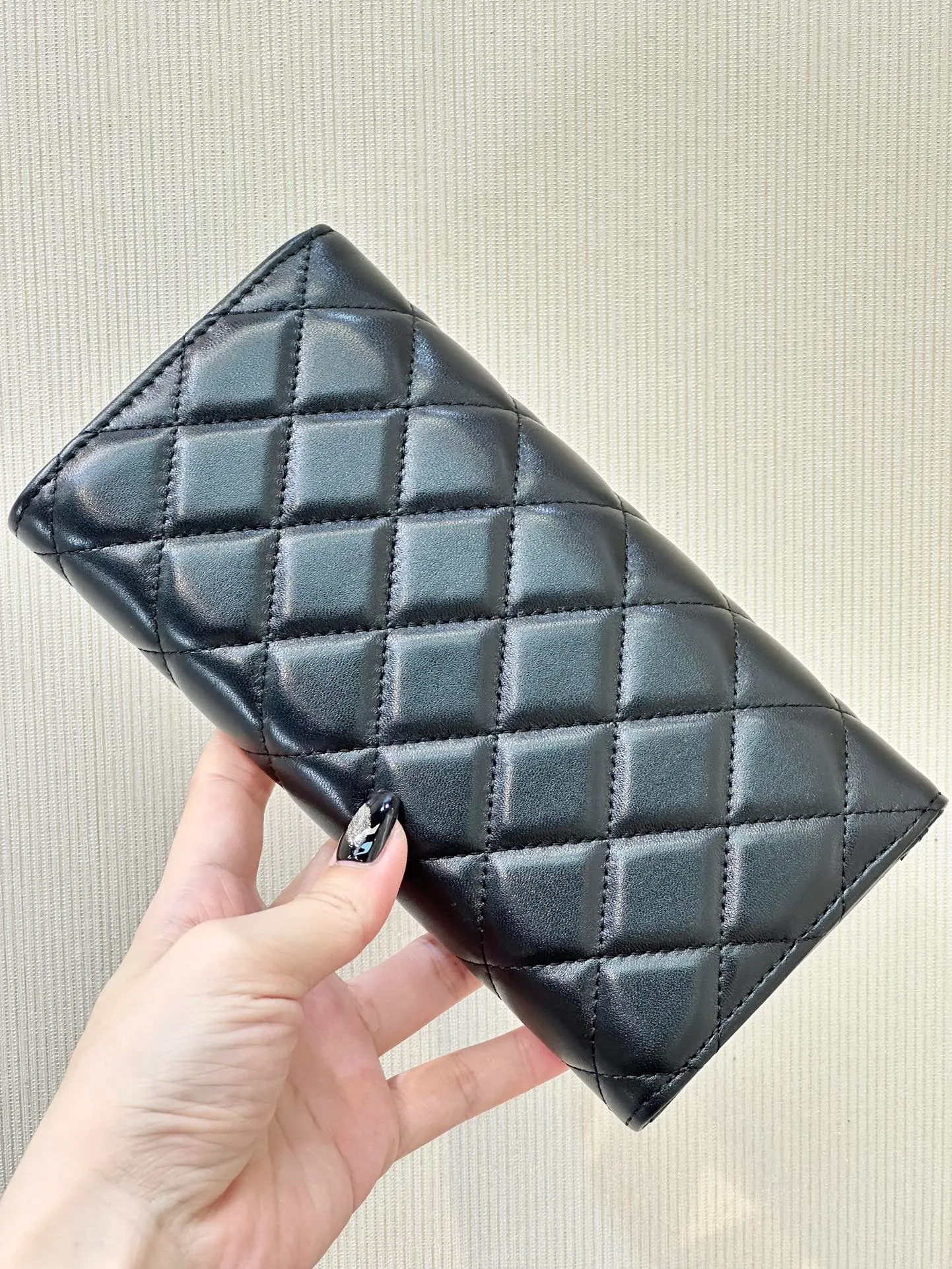 80758 Sheepskin/silver buckle/black