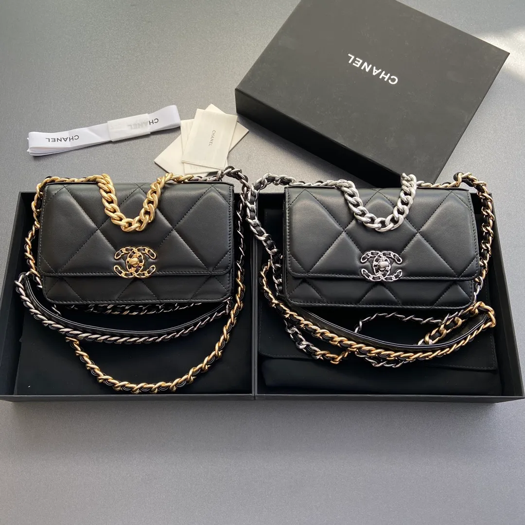 Xiaoxiang imported Italian leather Item number: 3267