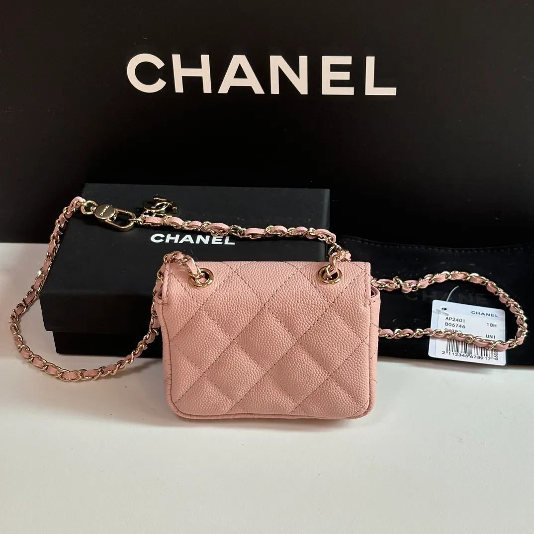 460💰 ❤️❤️❤️Ohanel's new waist bag has arrived. Original quality and beautiful details...AP4802Y size 10x8x3.5cm