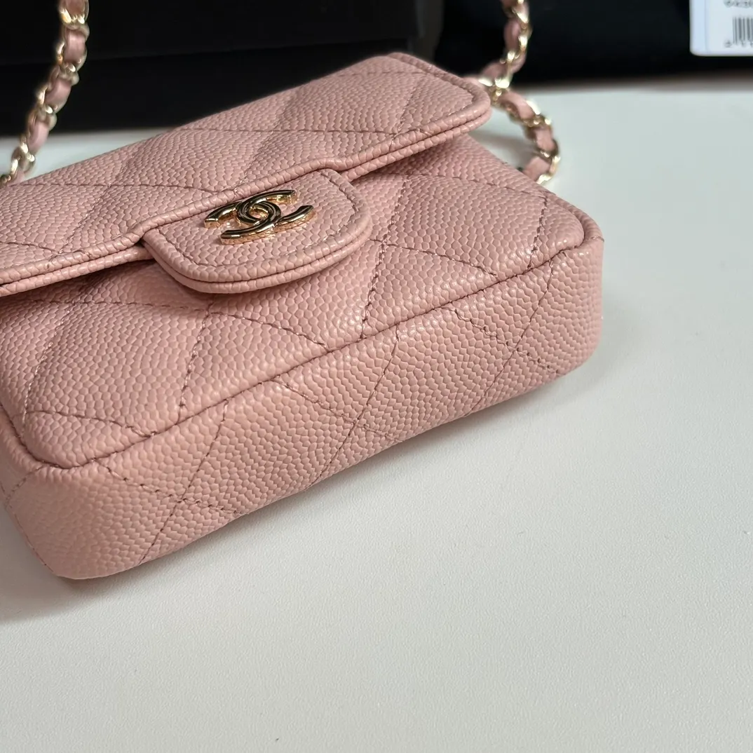 460💰 ❤️❤️❤️Ohanel's new waist bag has arrived. Original quality and beautiful details...AP4802Y size 10x8x3.5cm
