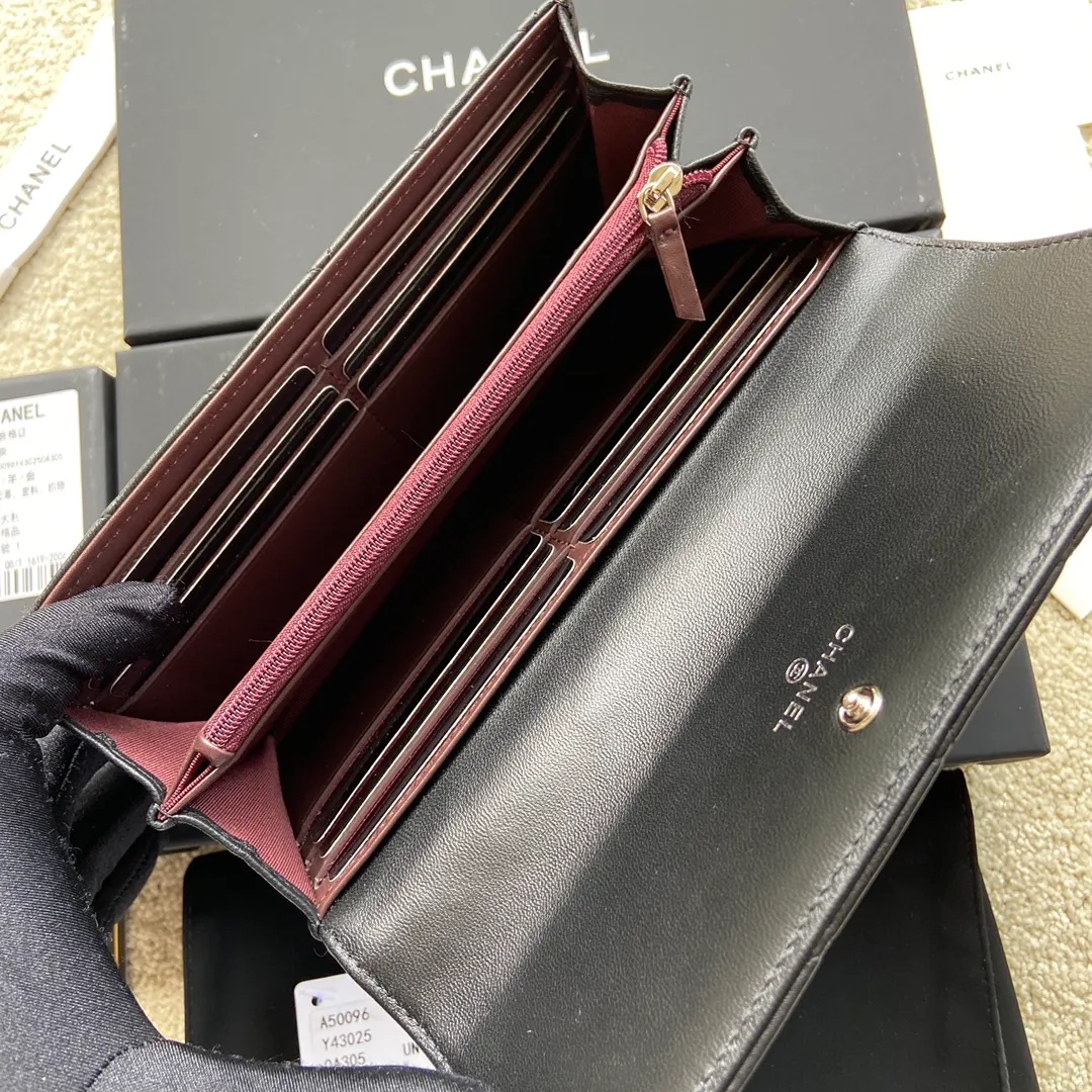 460💰Xiaoxiang imported Italian lambskin Item number: A50096 Size: w19×h10.5×d3cm Color: black lambskin silver steel mark