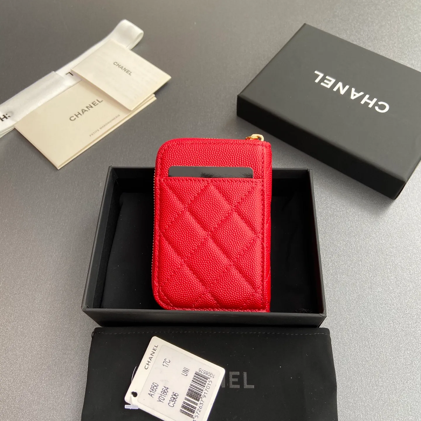 [Special grade hardware original leather] ¥280 Xiaoxiang small zipper bag card holder series with iconic metal logo, gold tone metal hardware, special Italian imported leather 2 card slots wallet bag, 4 card slots Number: 1650 Big red fine ball pattern light gold steel mark Size: w11×h7.5×2cm