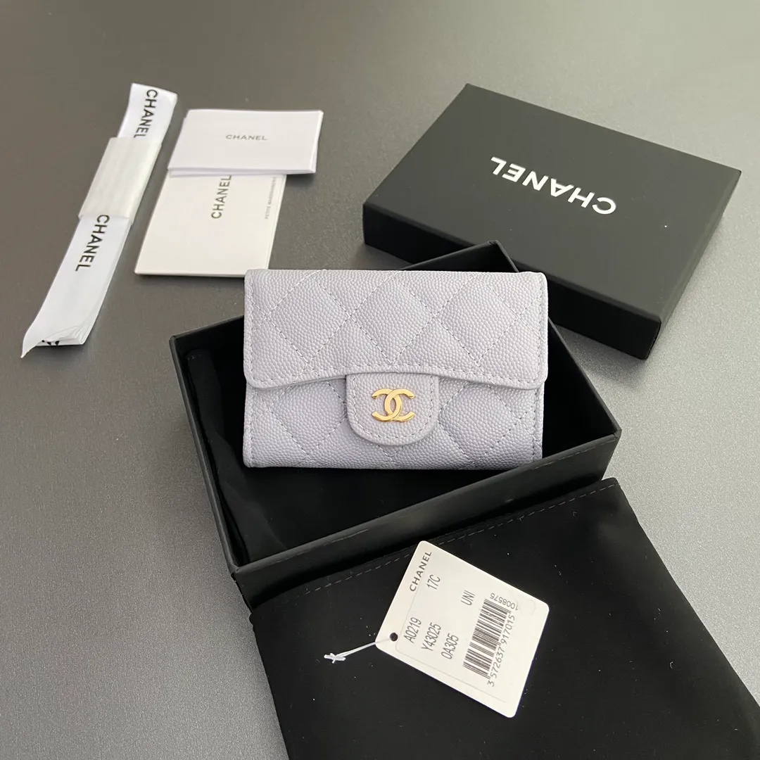 Xiaoxiang imported Italian leather Item number: AP438 (inner compartment with zipper) 💰: 280 Size: w11×h7cm Color: light purple fine ball pattern golden steel mark