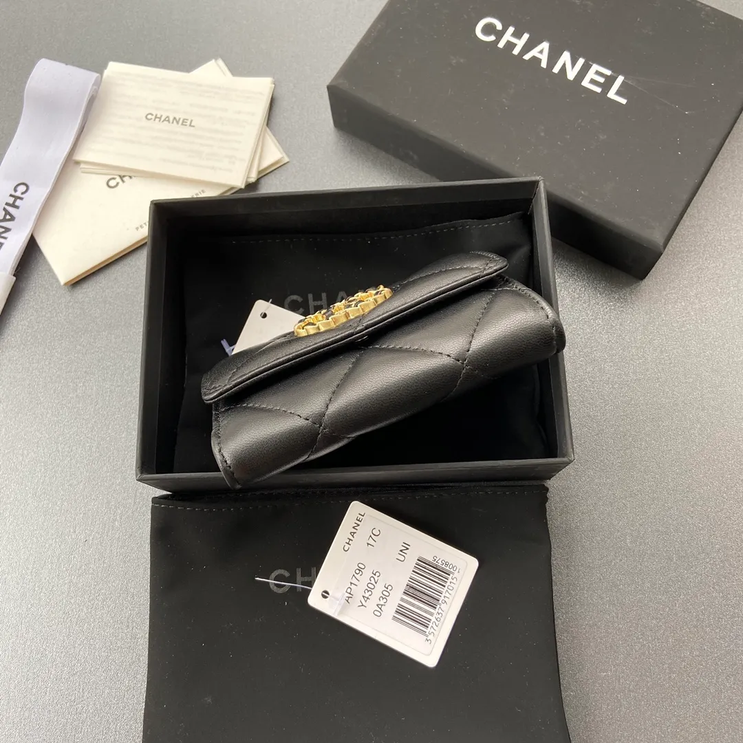280💰Xiaoxiang imported Italian sheepskin Item number: AP3580 Size: w11×h7cm Color: black sheepskin gold hardware
